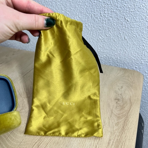 Gucci - Striped Aviator-Style Acetate sunglasses - Picture 7 of 7